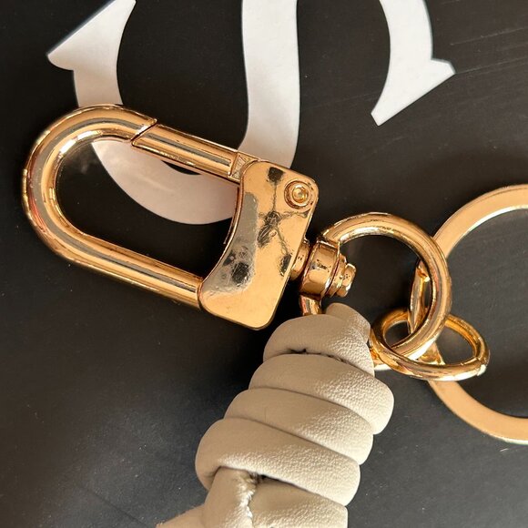 COPY - New. Snap Bag Charm. Leather. BLACK & SILVER HEART KeyChain. - Picture 4 of 16